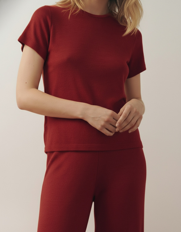 Футболка из ультратонкой шерсти, цвет бордовый