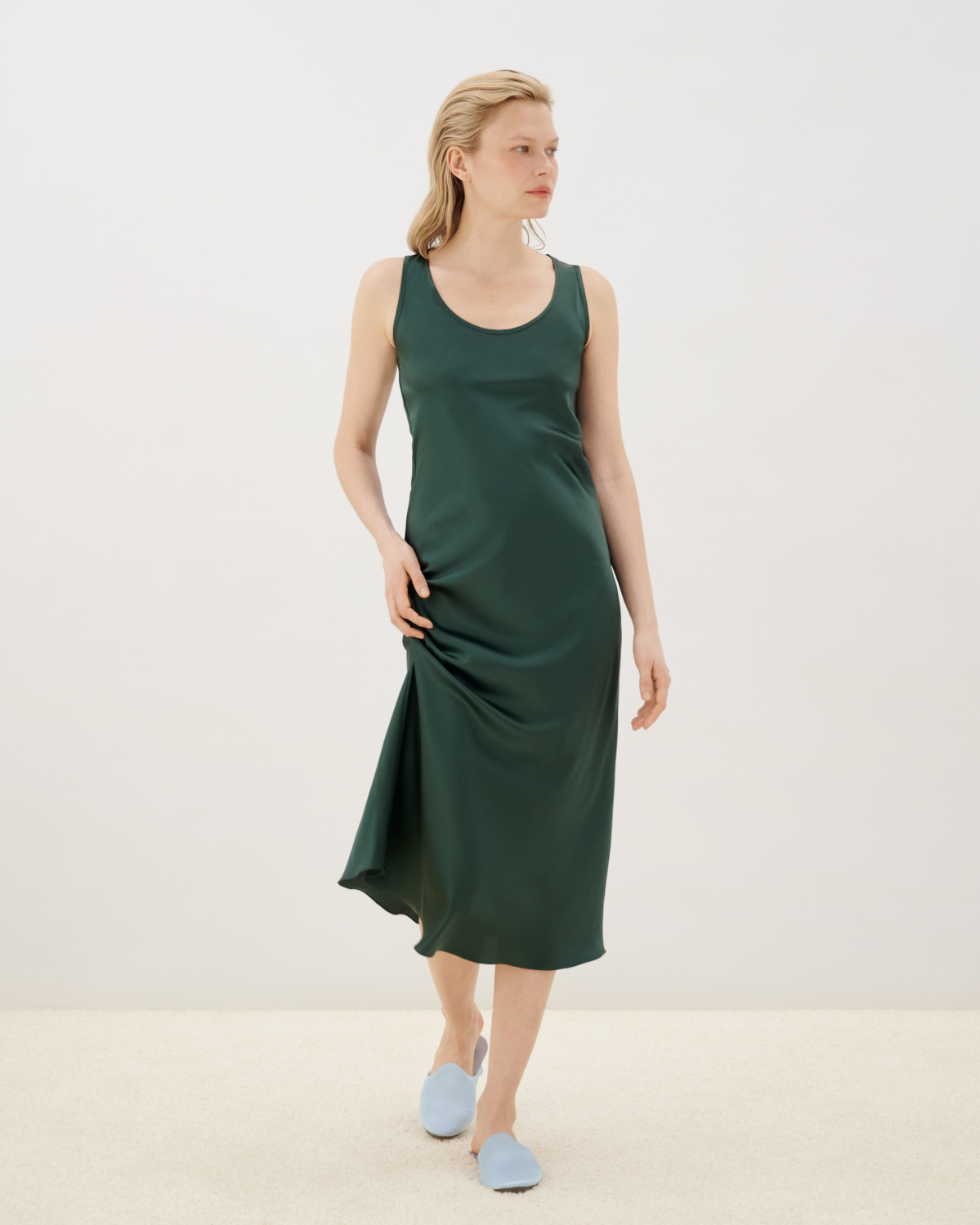 Шелковое платье Kelly