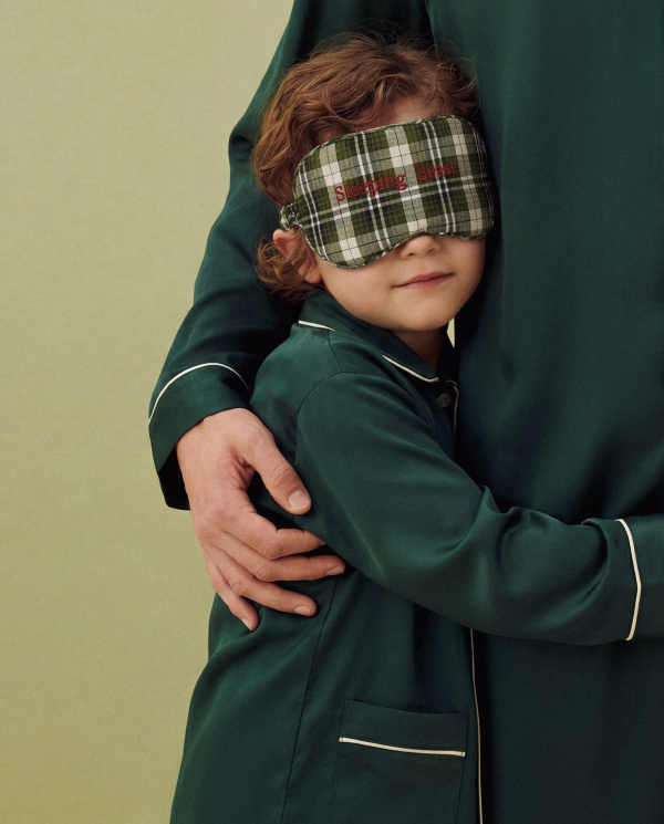 Маска для сна детская, зеленая клетка вышивка Sleeping Beast